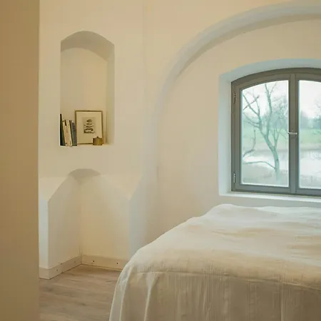 Relaxation In Historic Manor On Ruegen *