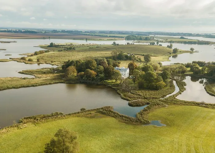 Tatil Evi Relaxation In Historic Manor On Ruegen *